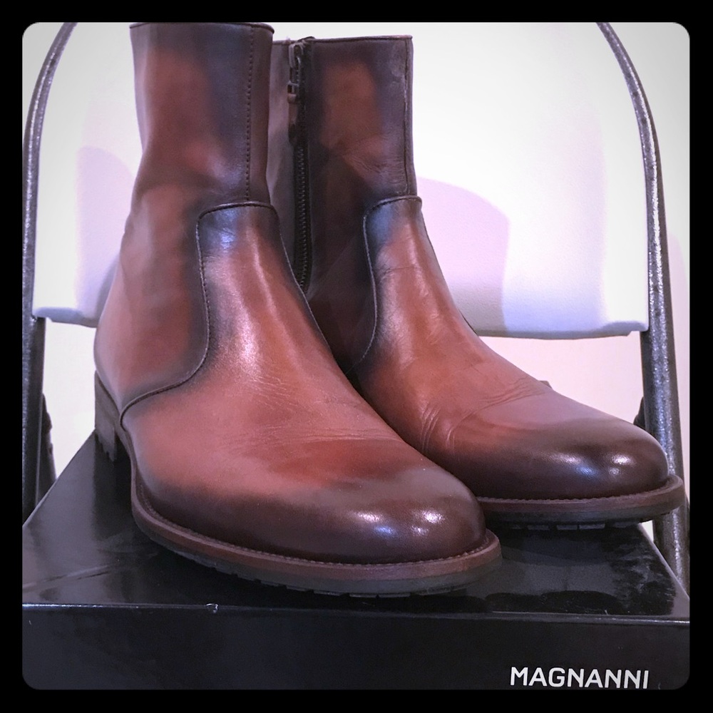 Magnanni “Lyon” Boot, Brown, Size 11.5